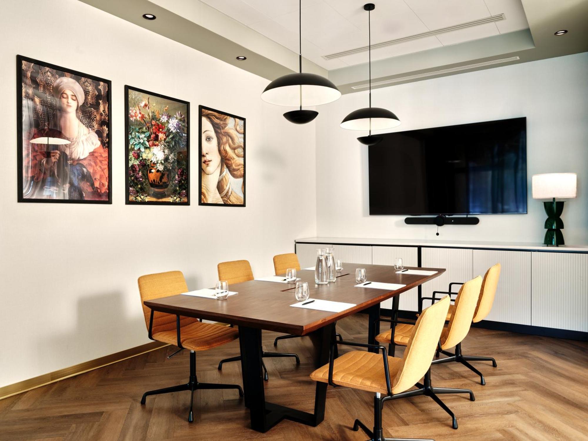 Hotel Moevenpick Grand