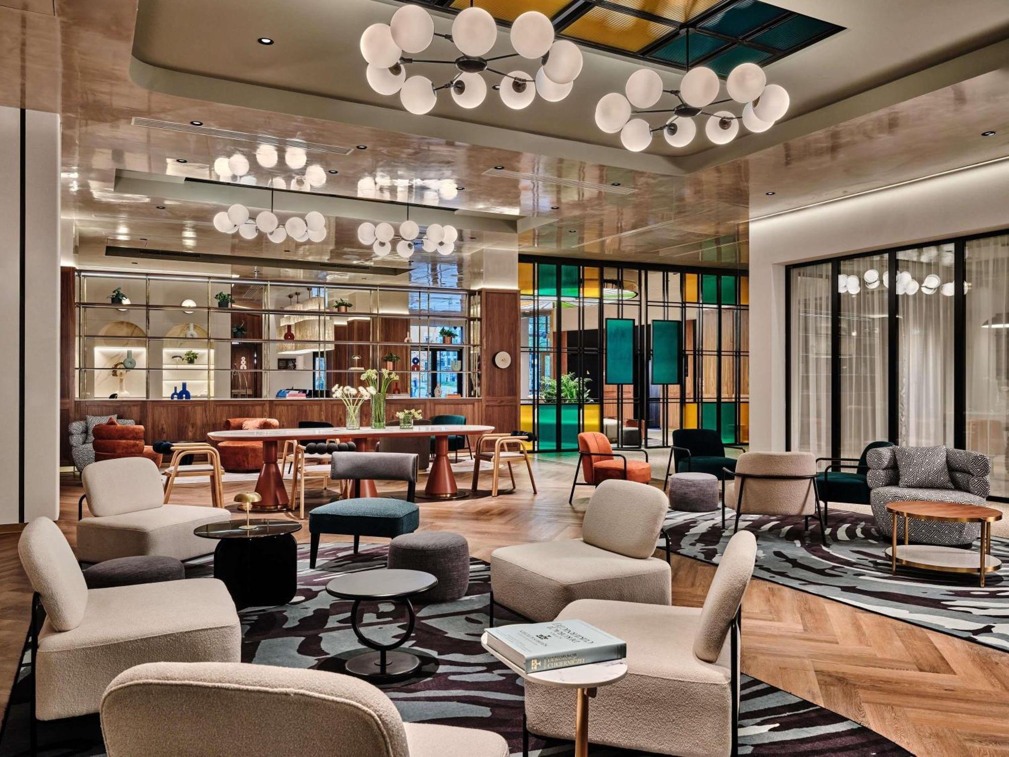 Moevenpick Grand Hotel